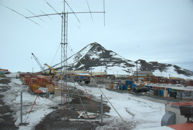 Another view of the beam and tower, with observation hill in background